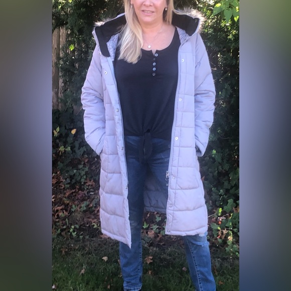 Calvin Klein Quilted Zip Button Faux Fur Adjustable Hood with zip pockets Medium - Picture 5 of 14